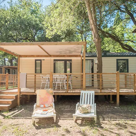 Camping Le Mediterranee Argeles - Domaine Pietonnier Exterior photo