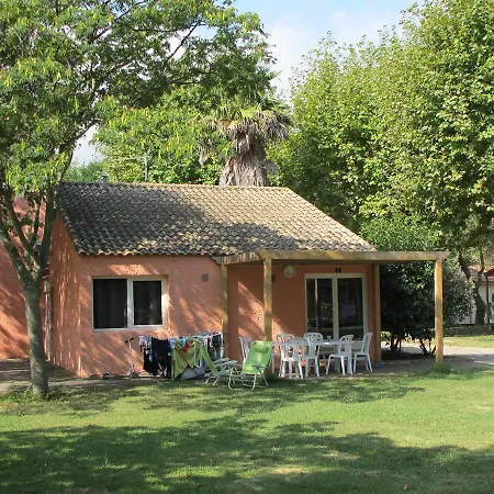 Camping Le Mediterranee Argeles - Domaine Pietonnier Exterior photo