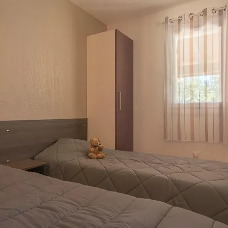 Camping Le Mediterranee Argeles - Domaine Pietonnier Exterior photo