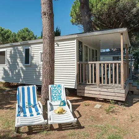 Camping Le Mediterranee Argeles - Domaine Pietonnier Exterior photo