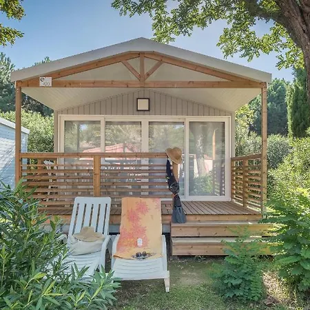 Camping Le Mediterranee Argeles - Domaine Pietonnier Exterior photo