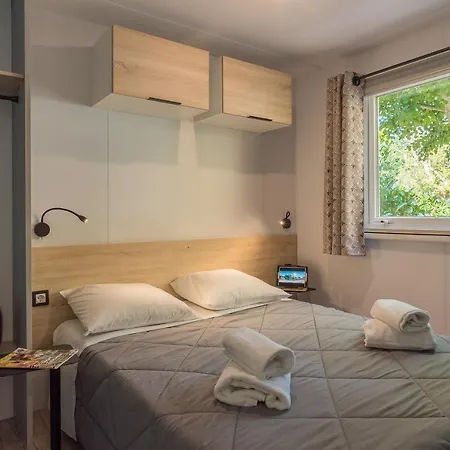 Camping Le Mediterranee Argeles - Domaine Pietonnier Exterior photo
